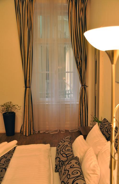 Green Terrace Apartment บูดาเปสต์ ภายนอก รูปภาพ